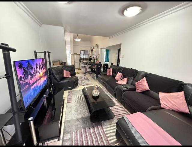 3 BEDROOM PROPERTY TO RENT IN NEW TOWN CENTRE